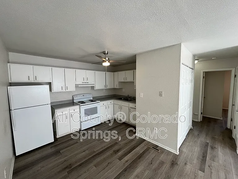 4331 Ericson Dr #4 — Photo 5
