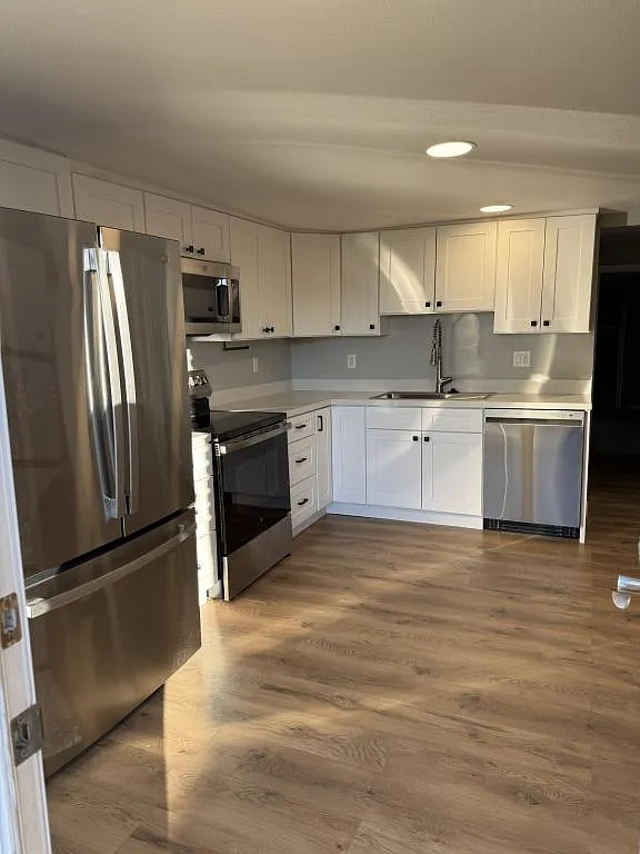1433 Bluebell Cir — Photo 1