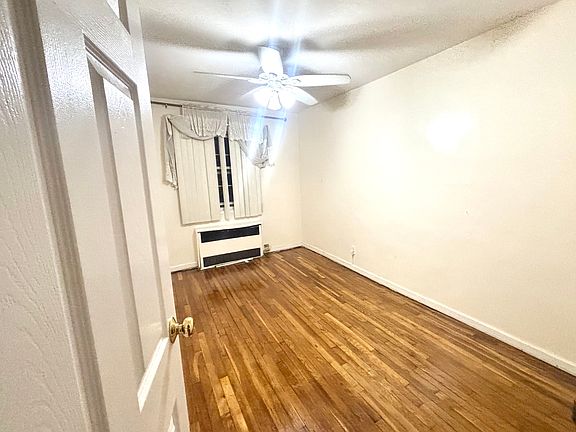 4th image of 1449 E 99th St Floor 2