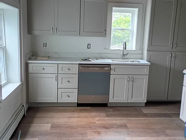 33 Cedar Swamp Ext #A — Photo 10
