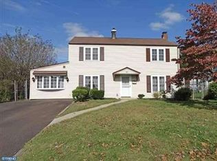 23 Tinder Rd, Levittown, PA 19056