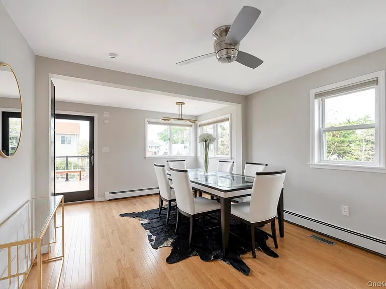 308 Bedell St — Photo 17