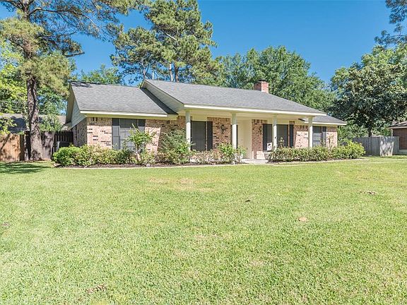 2nd image of 3833 Hansen Dr