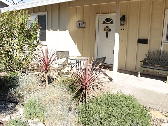 3rd image of 11 Oakgreen