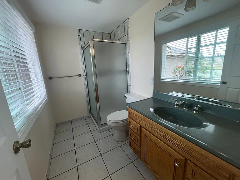 8842 Enloe Ave — Photo 10