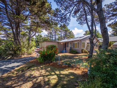 310 El Rotundo Ave, Lincoln City, OR, 97367