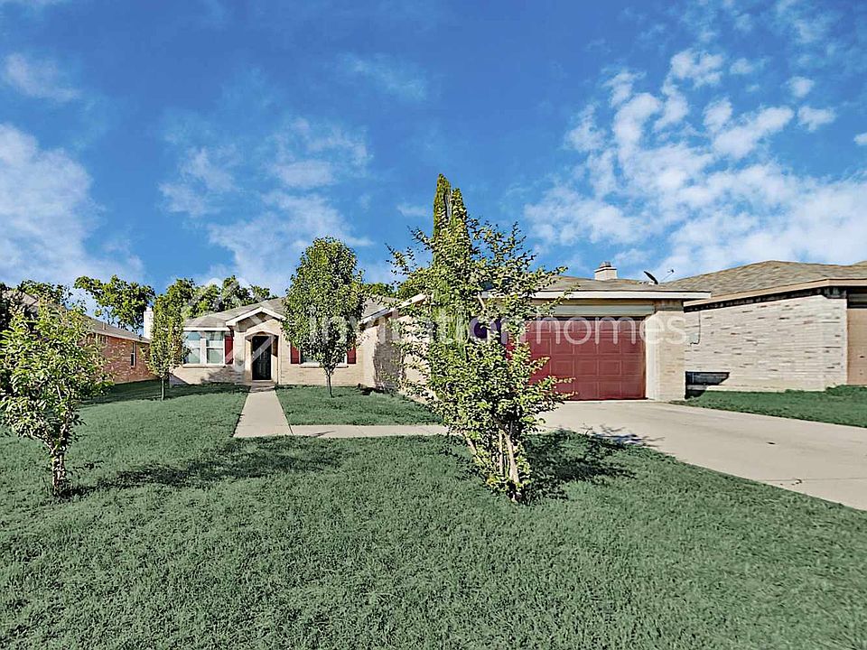 1st image of 1512 Windy Meadows Dr