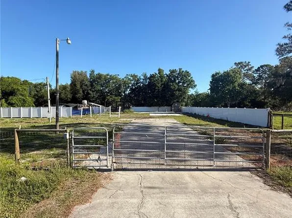 19651 Causeway Blvd, Land O Lakes, FL 34638