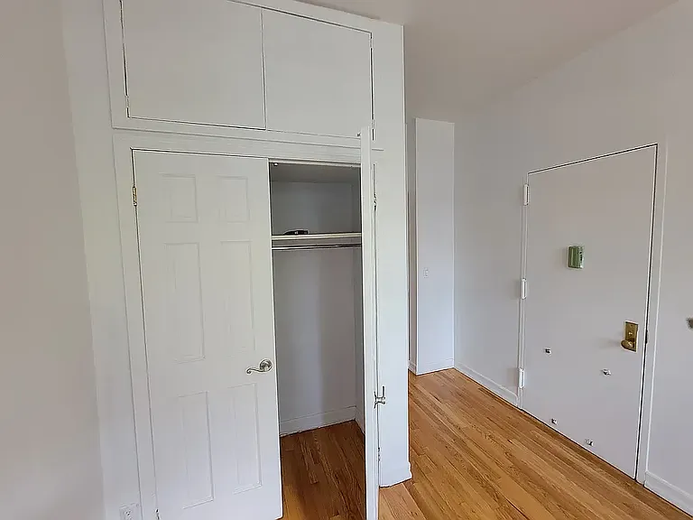 200 Stockholm St #1LL — Photo 5