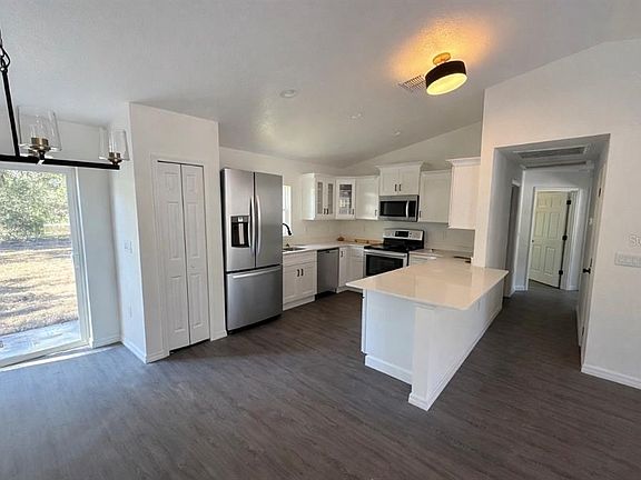 3rd image of 97 NW Sparrow Rd