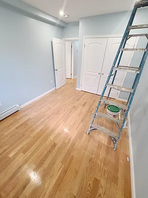 Rented by Metro Garden Realty NYC | media 51