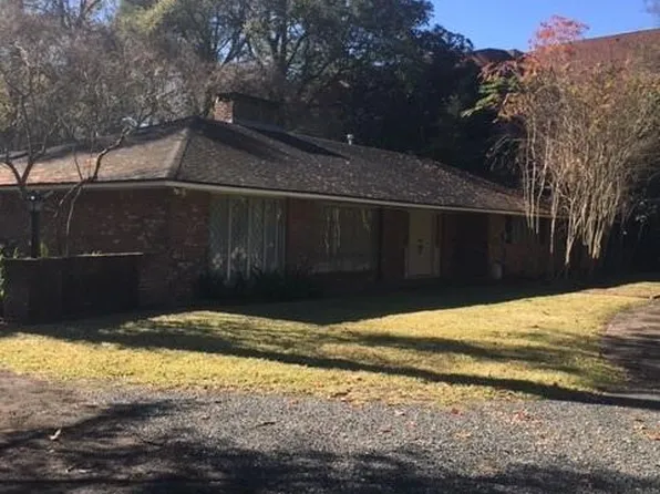 9209 Memorial Dr, Houston, TX 77024