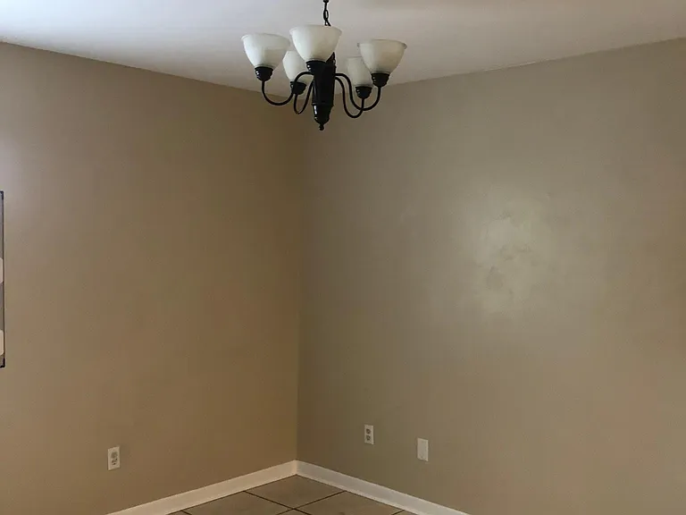 1487 Live Oak Dr — Photo 6