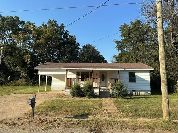 307 Locust St, Doniphan, MO 63935