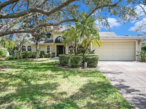 1087 Marco Dr NE, Saint Petersburg, FL 33702