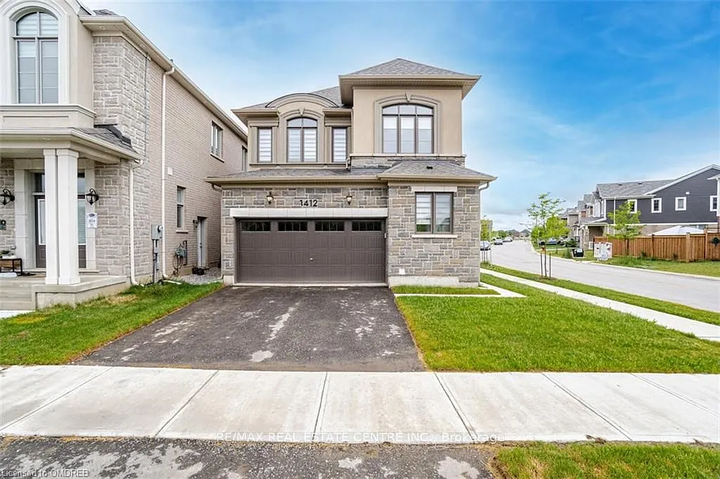 Photo 1 of 39 - 1412 Rose Way #BASEMENT - Milton, ON Primary Photo - 1412 Rose Way #BASEMENT