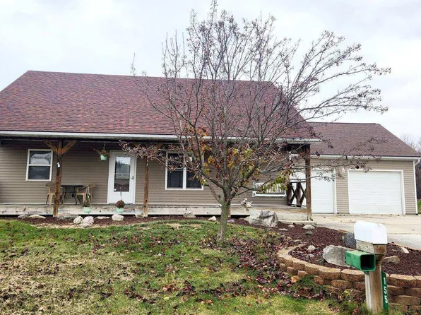 155 Dickman Dr, Saint Marys, OH 45885