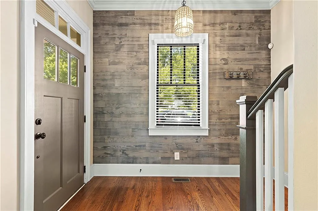 3 bed, 4.5 bath, 2881 sqft, $3,800 — Photo 3
