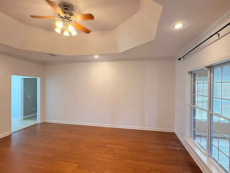 102 Timber Hill Ct — Photo 6