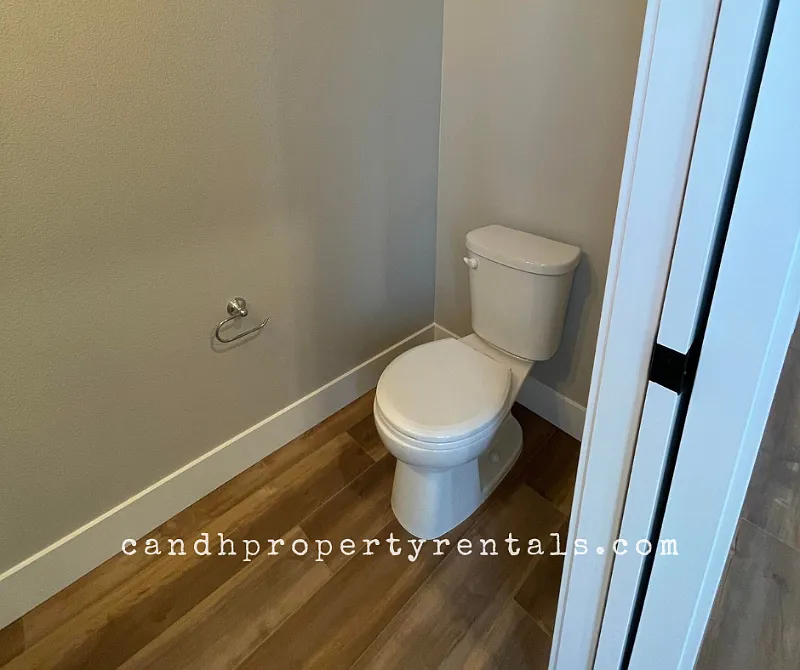 6075 Northstead Dr - 1 — Photo 4