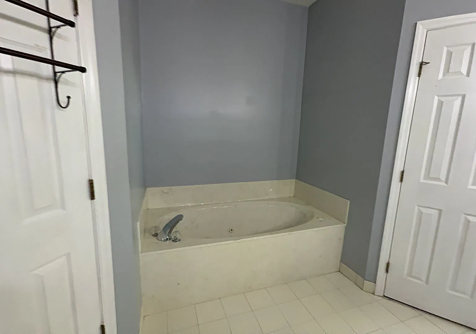 3 bed, 2157 sqft, $2,000 — Photo 4