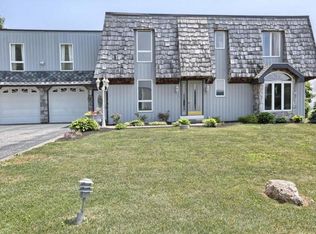 392 W Lexington Rd, Lititz, PA 17543