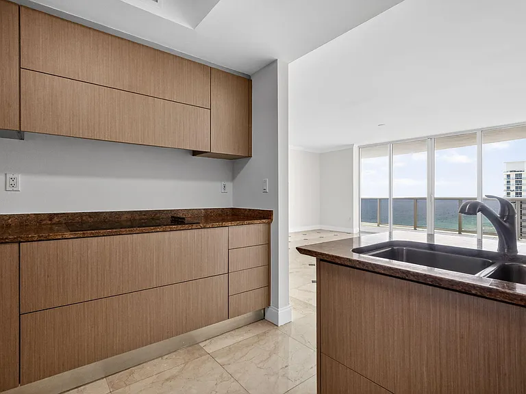 18911 Collins Ave #2303 — Photo 11