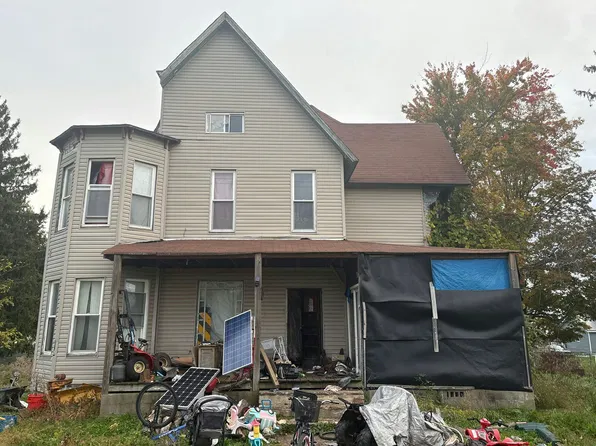 57 South St, Union City, PA 16438