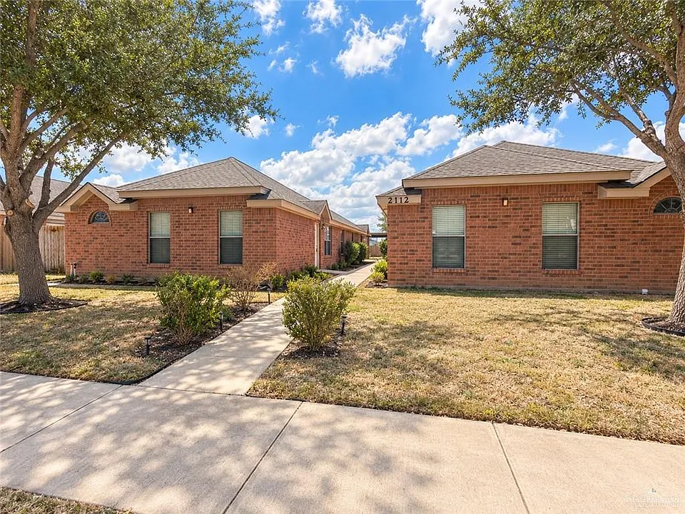 2112 W Western Dr #1