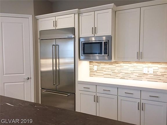 4th image of 9998 Regency Square Ave