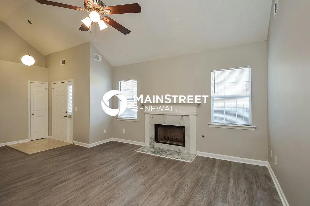 Living Room - 9270 Scarlett Dr SW