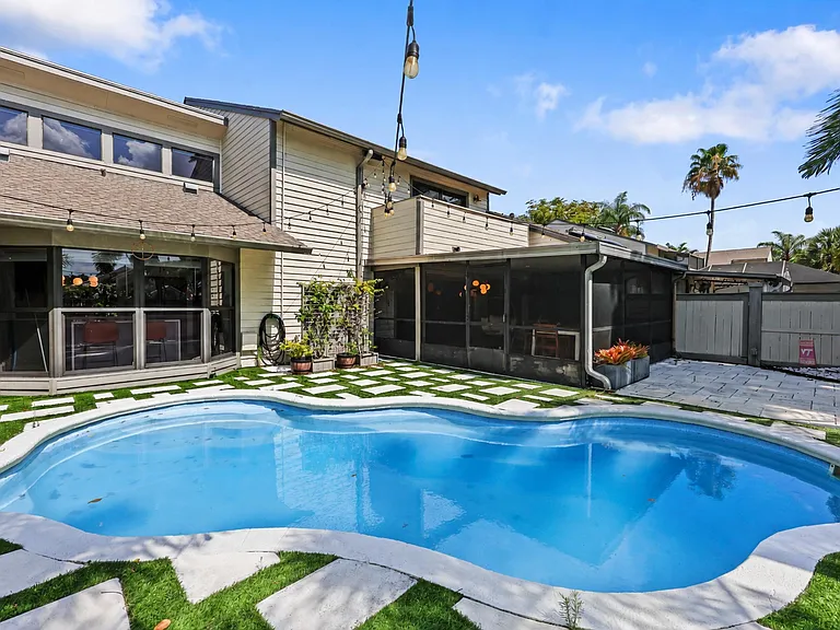 13400 Bedford Mews Ct — Photo 35