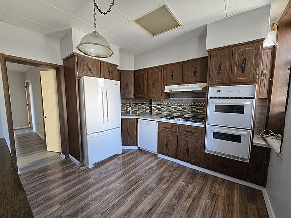 3rd image of 575 Highland Ave #22