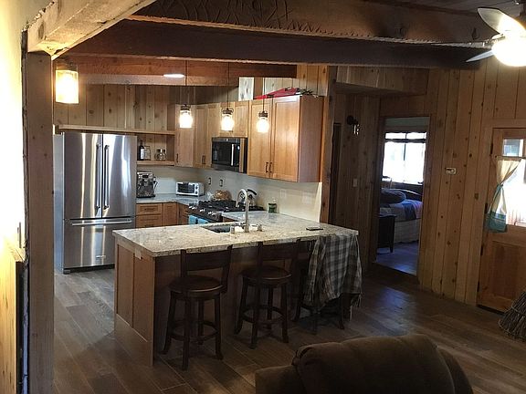 2nd image of 1092 Winnemucca Ave