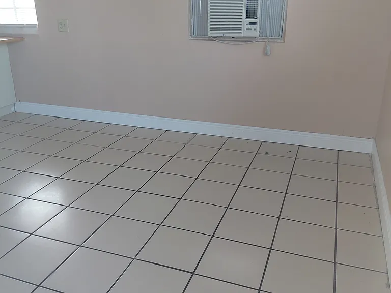 3330 SW 88th Ct — Photo 1