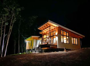 15 Park Dr, Cumberland, ME 04021