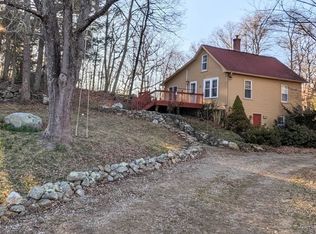 48 Mount Hygeia Rd, Foster, RI 02825