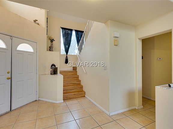 5th image of 121 Countrywood Cir