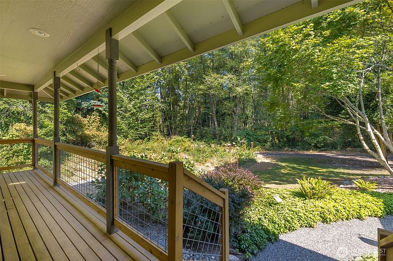 3rd image of 3388 Leroy Circle