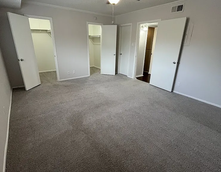 Juniper Springs Apartments — Photo 40