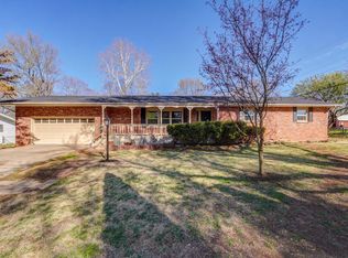 228 S Jonathan Ave, Springfield, MO 65802