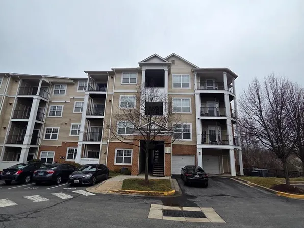 13506 Derry Glen Ct APT 401, Germantown, MD 20874
