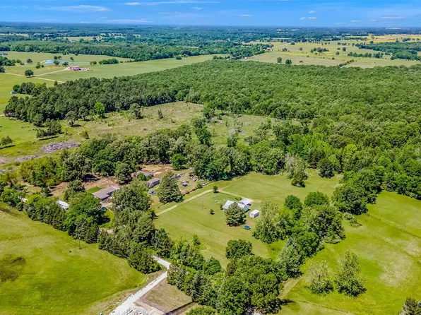 215 County Road 4263, Simms, TX 75574