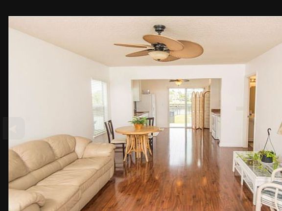 Big living room and kitchen 