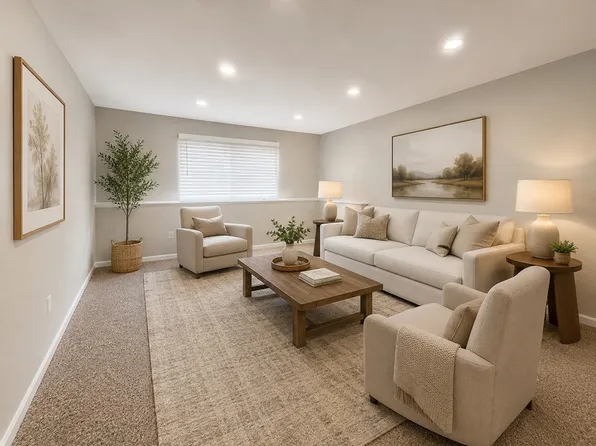 90 Neponset St APT 1001, Canton, MA 02021