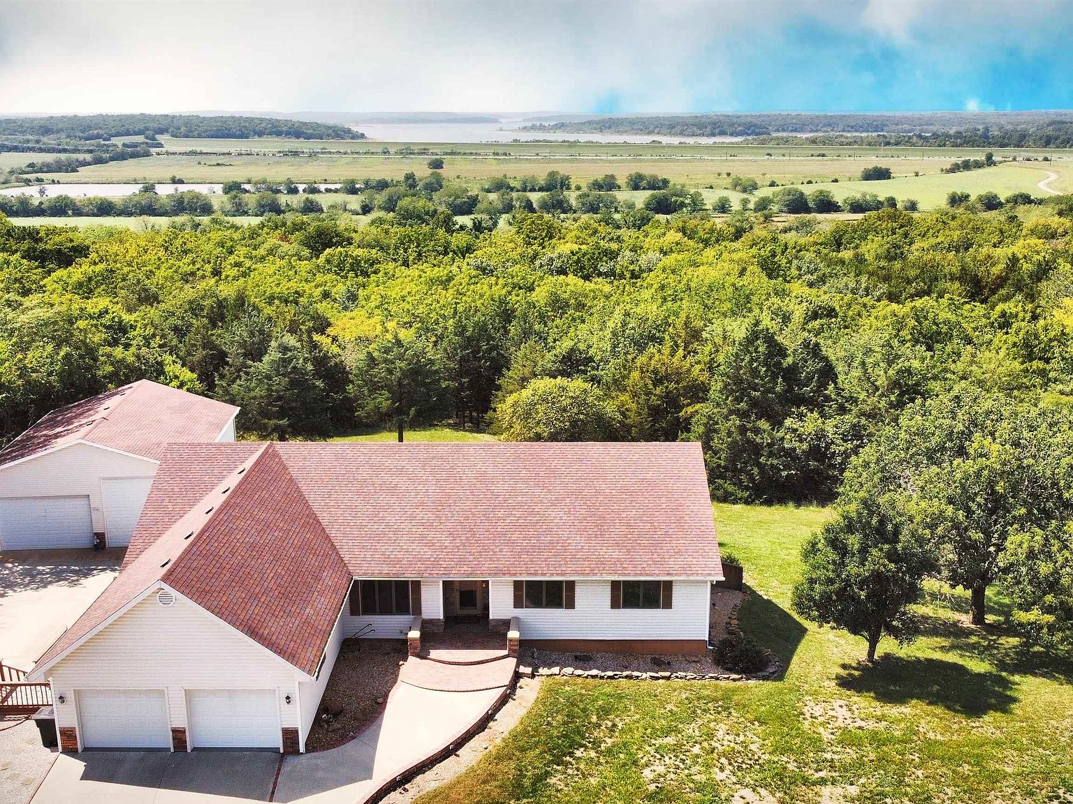 19548 Cedar Gate Dr, Warsaw, MO 65355 MLS 97079 Zillow