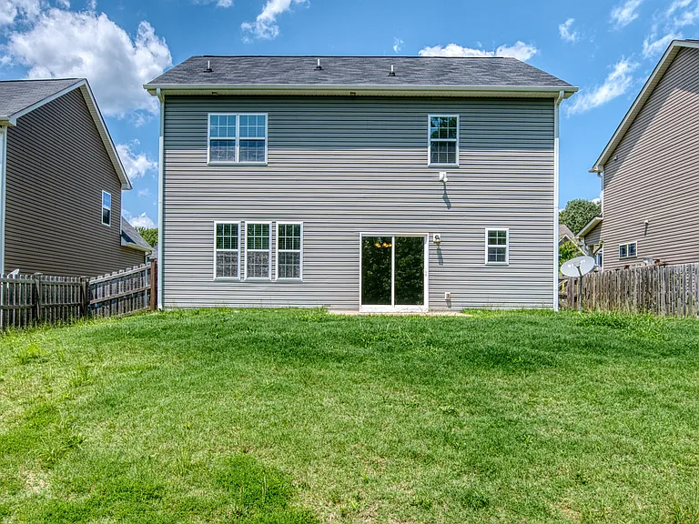 305 Webber Ln — Photo 31