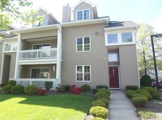 913 Montague Ave, Iselin, NJ 08830