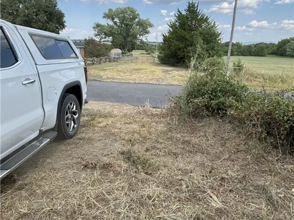 S Hopkins St, Charleston, AR 72933