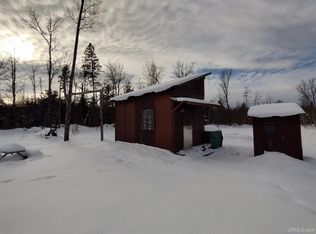 30699 Van Damme Rd, Mass City, MI 49948